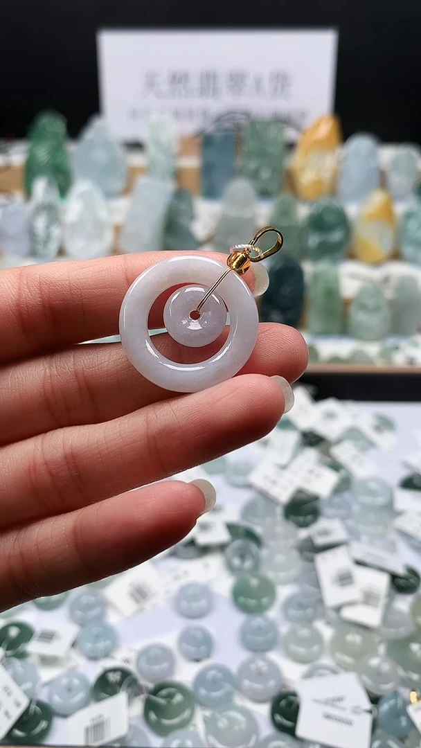 吊坠(不含链)未镶嵌翡翠40字母扣