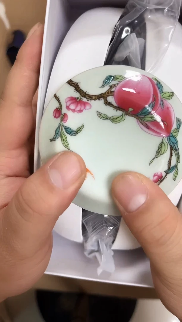 瓷片墨镜黑