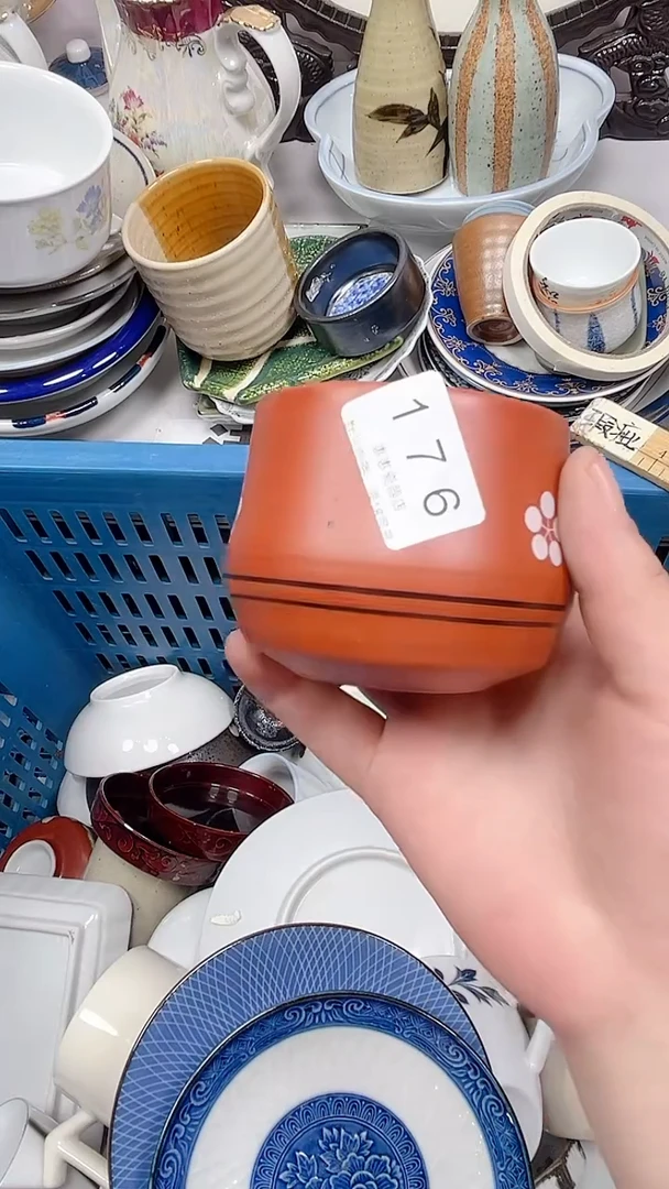 扎****9176回流瓷器，默认微瑕