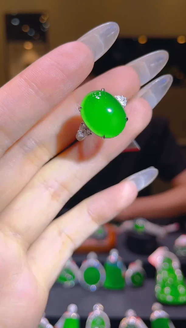 翡翠18K金镶嵌吊坠(不含链)A24