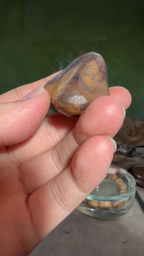 沉香吊坠多样性发一