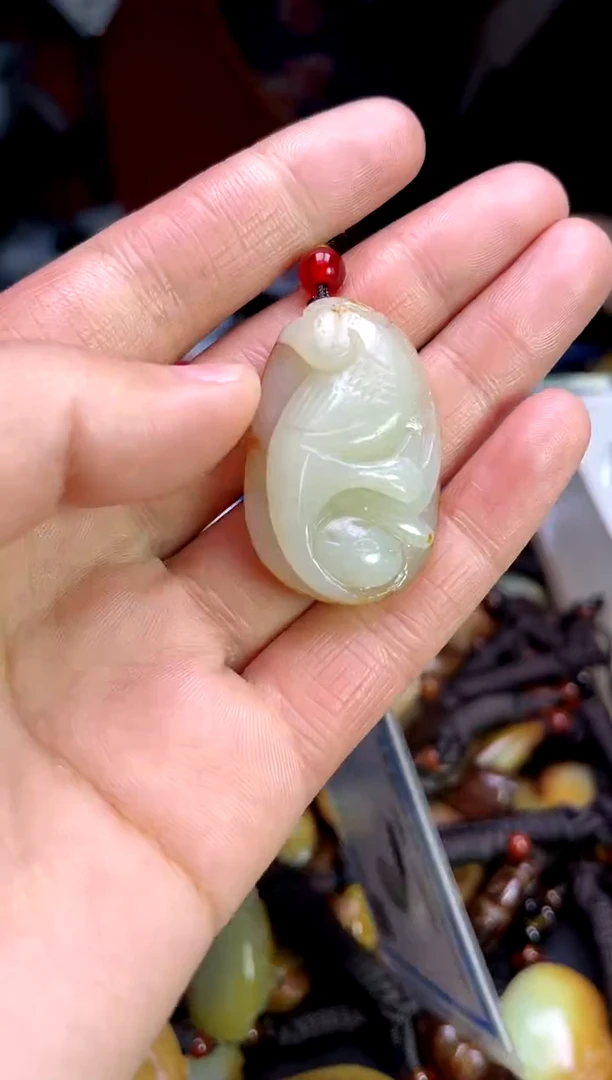 【闪购商品】和田玉颈饰未镶嵌1