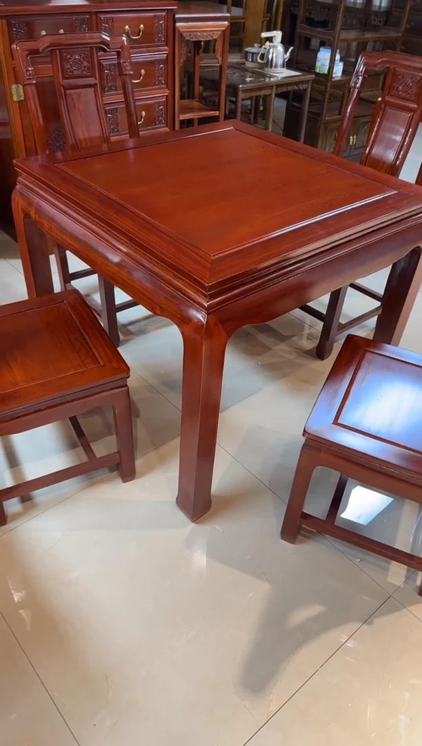 花梨木类家具一桌四椅