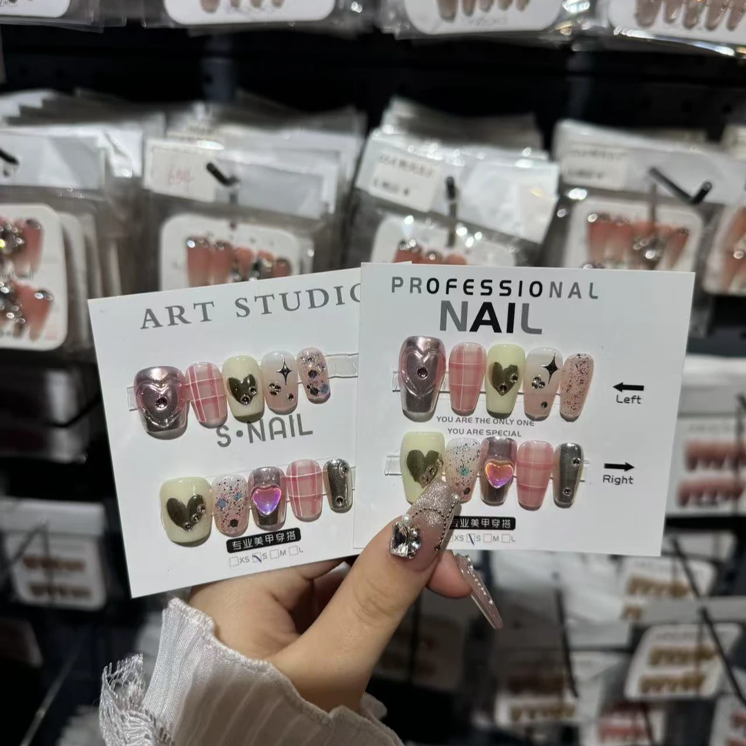 贝德莱贝德莱974号穿戴甲送五件套工具包