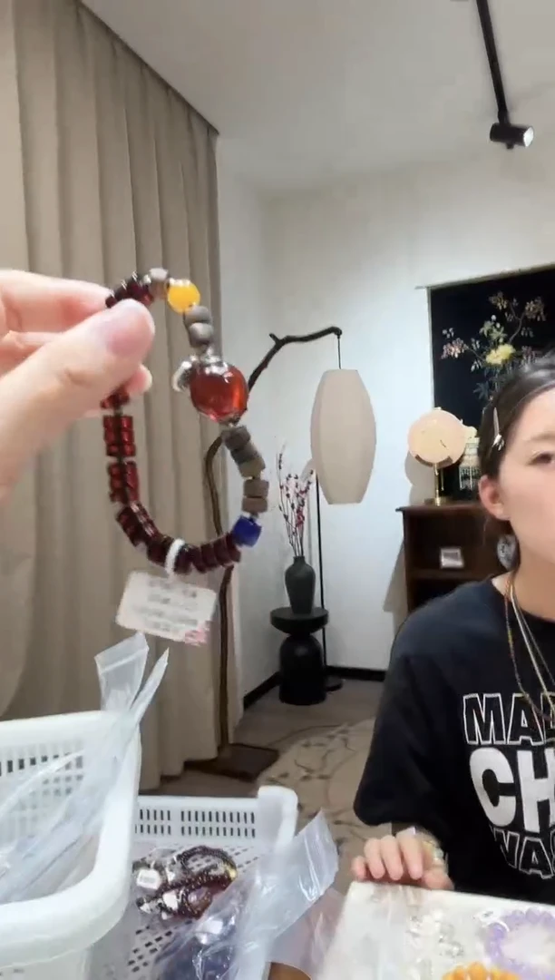未镶嵌血珀手链MJJZBQS3799血珀药片原创设计多样性发一