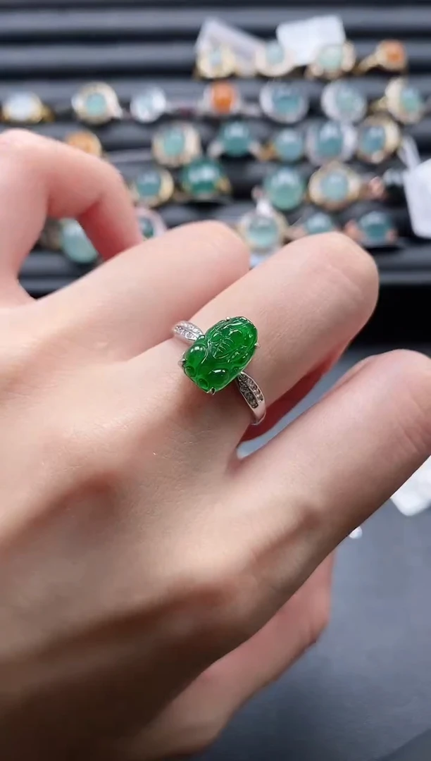 【闪购商品】翡翠戒指银S925镶嵌11111