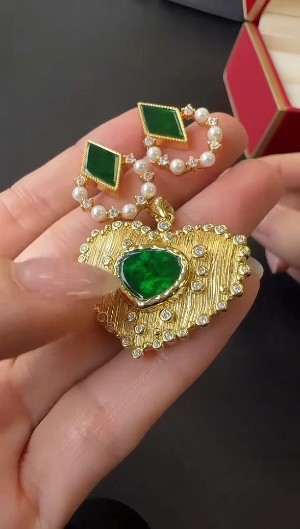 【闪购商品】翡翠吊坠(不含链)银S925镶嵌套装