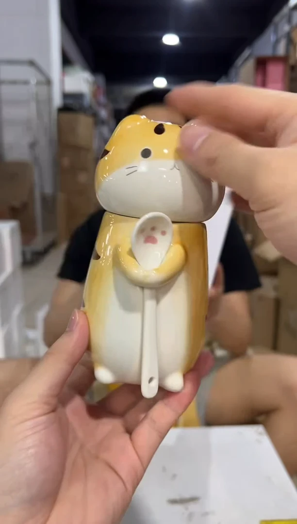 瓷片原盒黄色猫猫抱勺杯微瑕