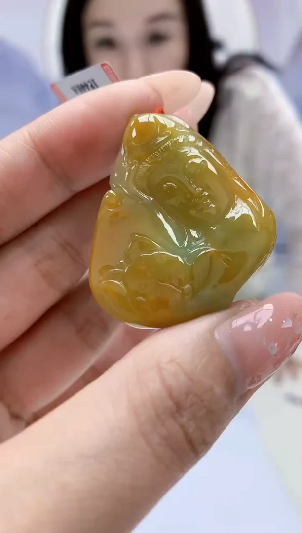 定制翡翠未镶嵌4852MM-毛货挂件65