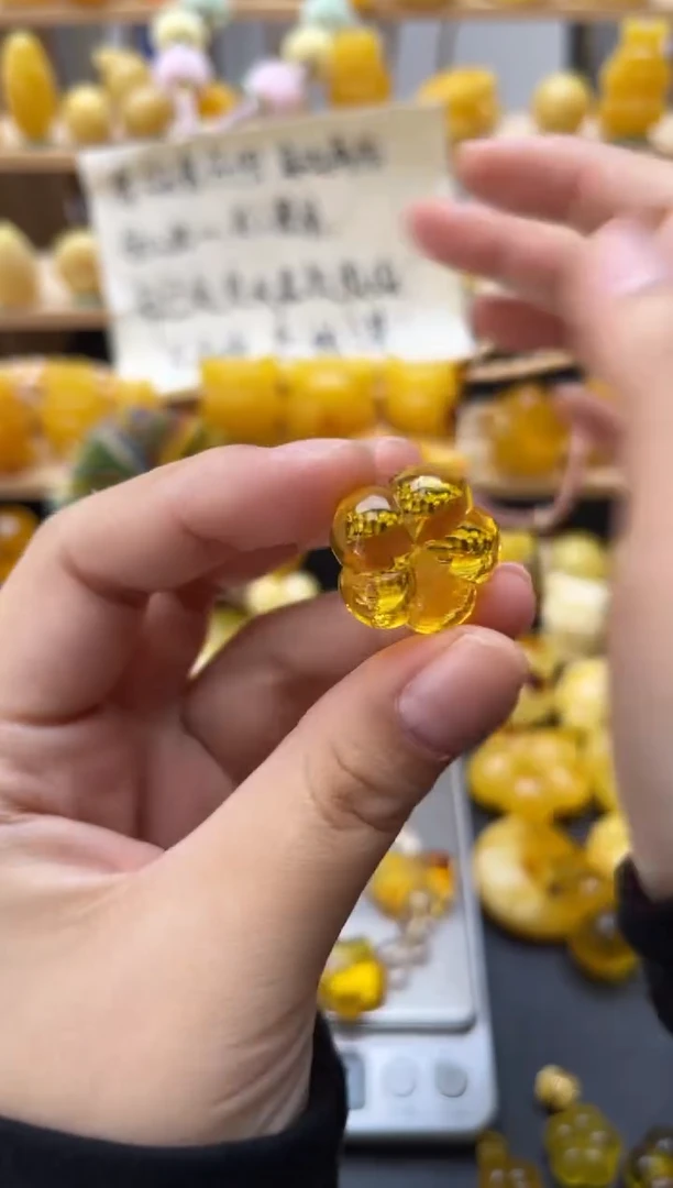 琥珀未镶嵌珠宝奇石077琥珀蜜蜡微瑕