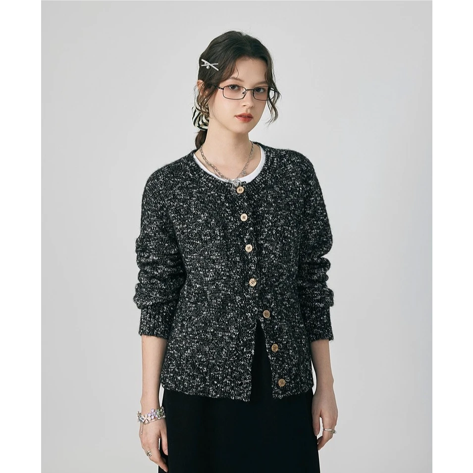 裂渡杨杨【心愿衫】微胖大码女秋时尚百搭显瘦简约毛衣开衫ZY502F27