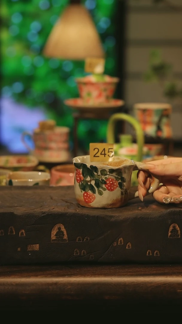 陶瓷景德镇高温手绘釉下彩设计师款式