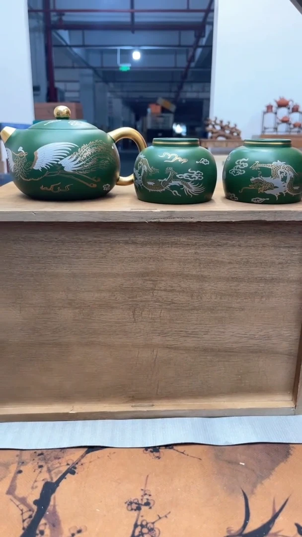 【闪购商品】瓷片绿泥紫砂龙凤壶+2杯+茶盘+礼盒