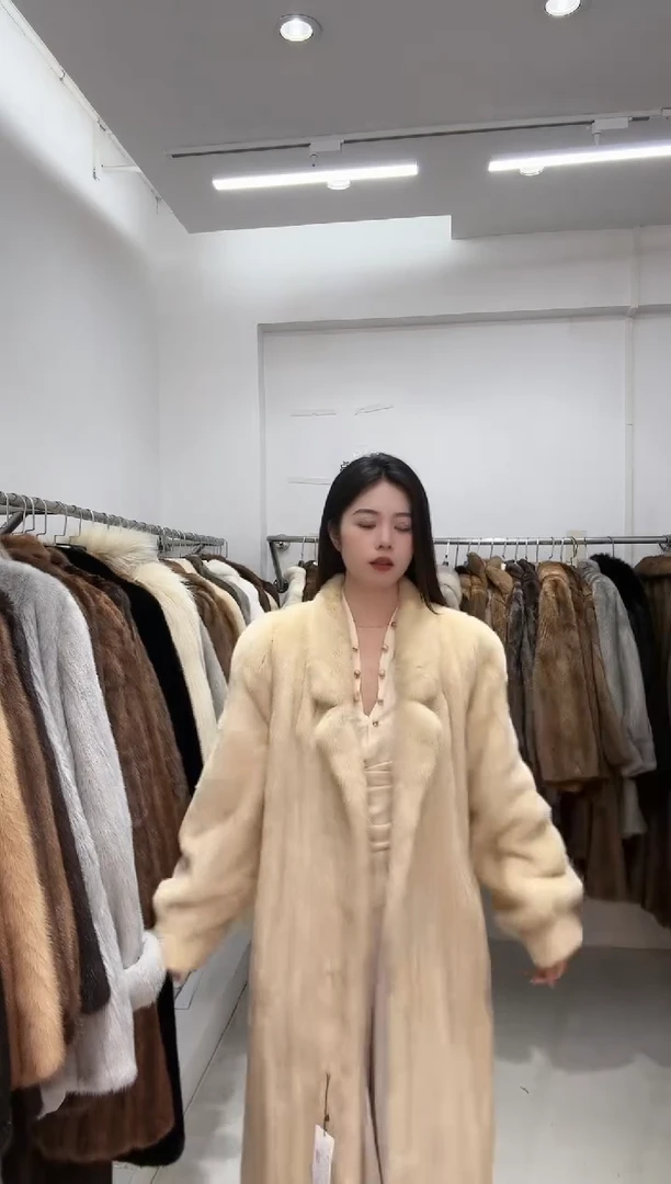小橙子进口中古皮草