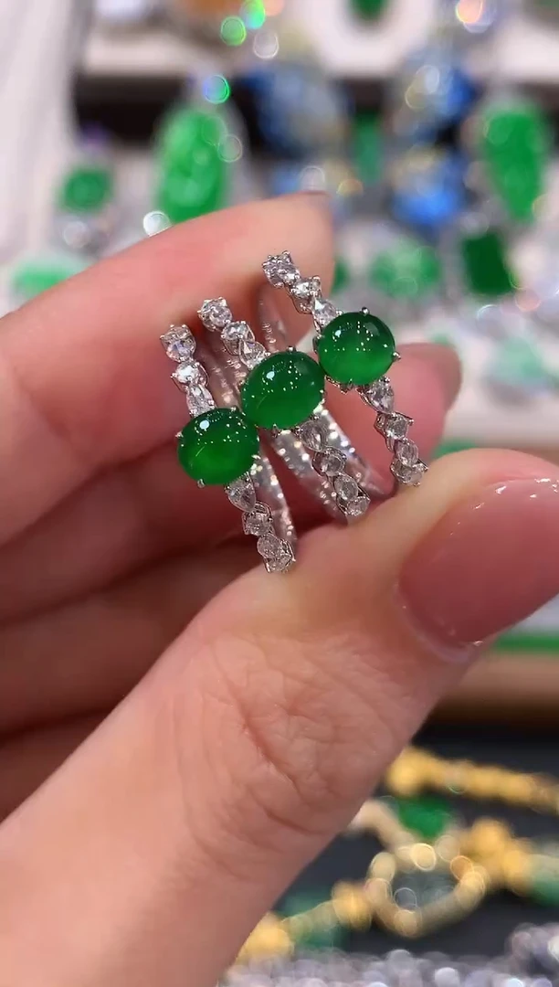 18K金镶嵌戒指翡翠q26多样性一件发货