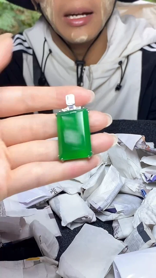 满色吊坠 所见即所得！