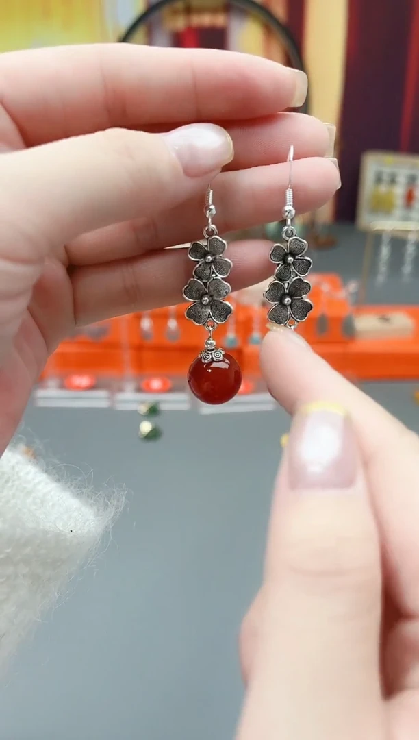 未镶嵌耳钉玛瑙/玉髓M02