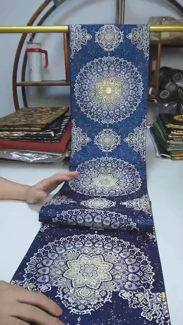 织绣22西阵织宝相花螺钿