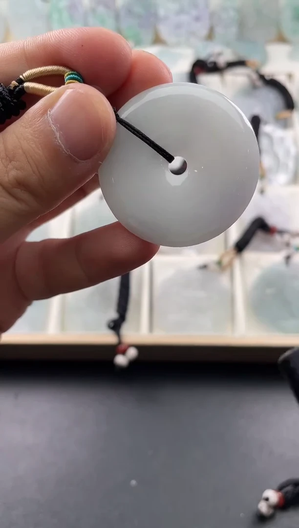 颈饰未镶嵌翡翠....10/13/.166