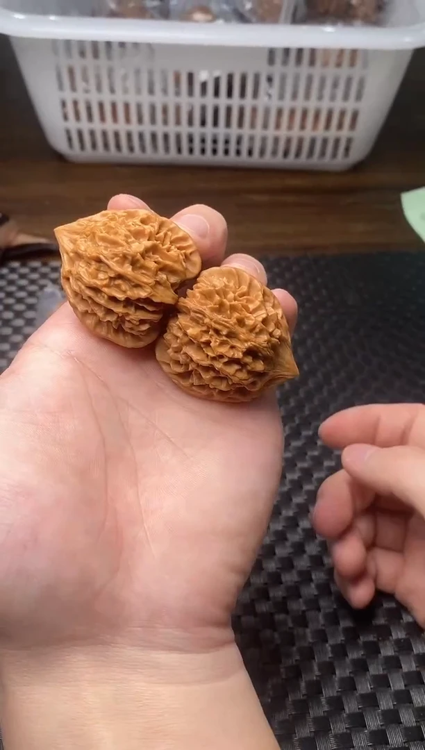 把件文玩核桃微修打底龙门涧39-40尺随机发+一个收纳桶