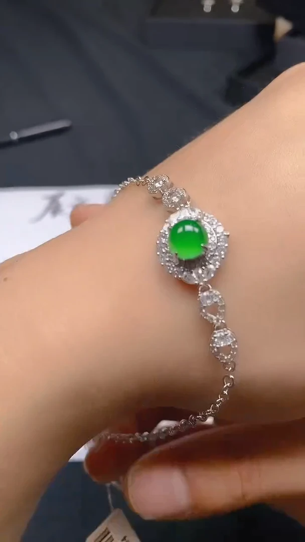 【闪购商品】翡翠手链未镶嵌天然A货玉石随机多样性发货