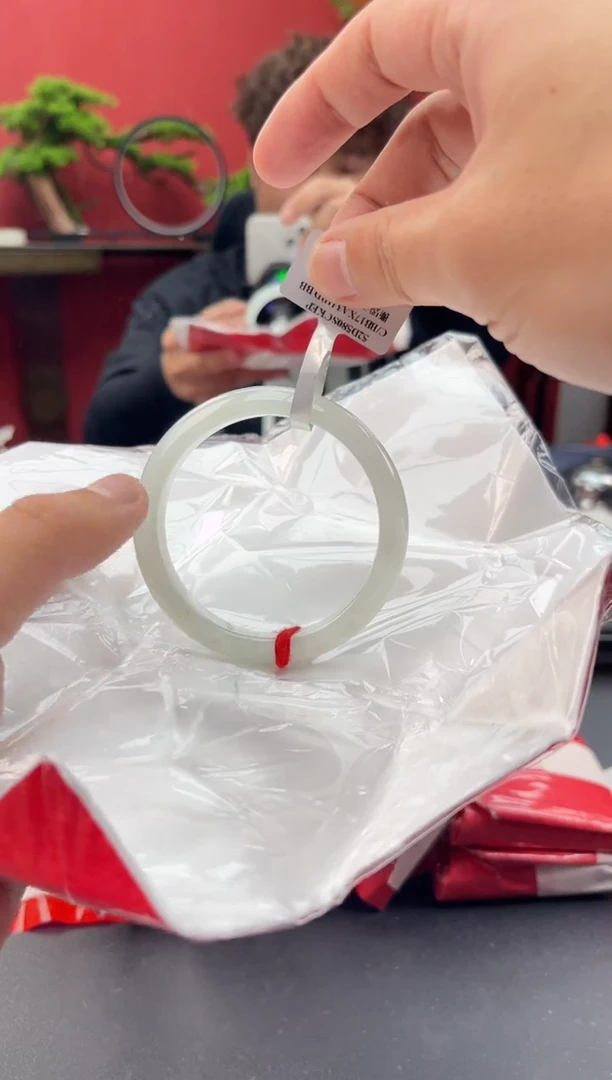 未镶嵌手镯翡翠3