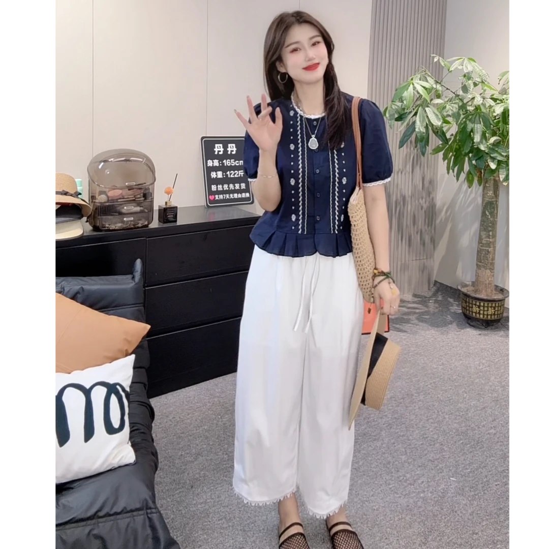 【唯美女装】撞色工艺～刺绣设计感开扣短袖小衫