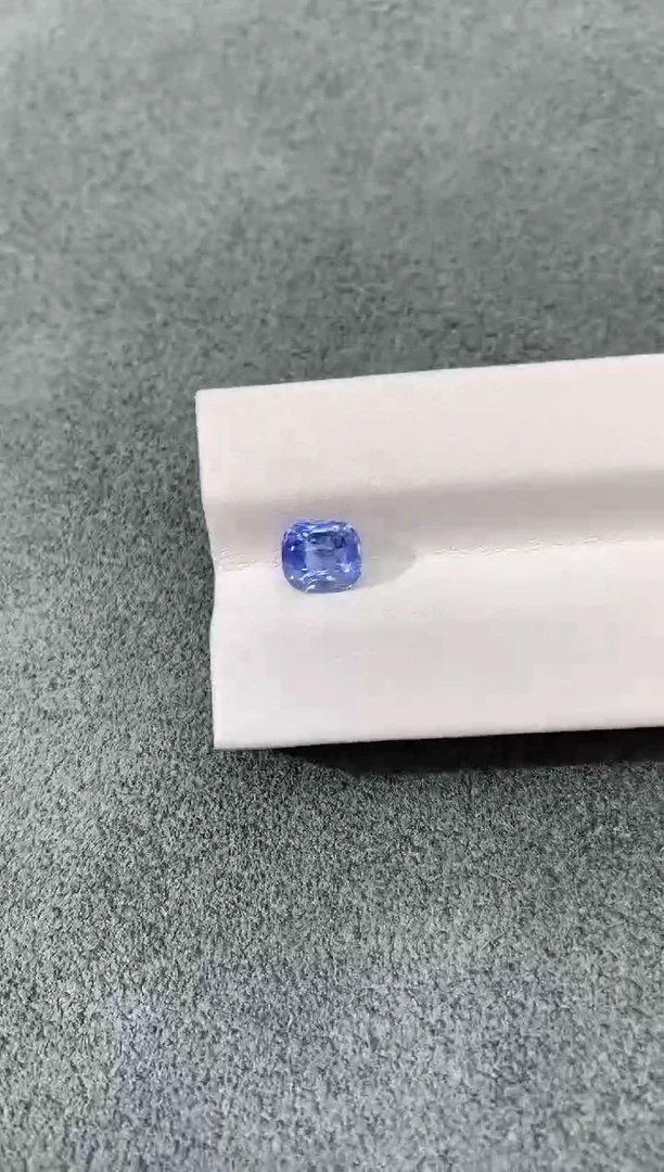 裸石蓝宝石无烧矢车菊 1.52CT