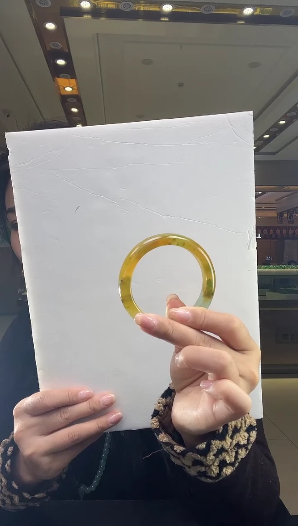 未镶嵌手镯石英质玉1