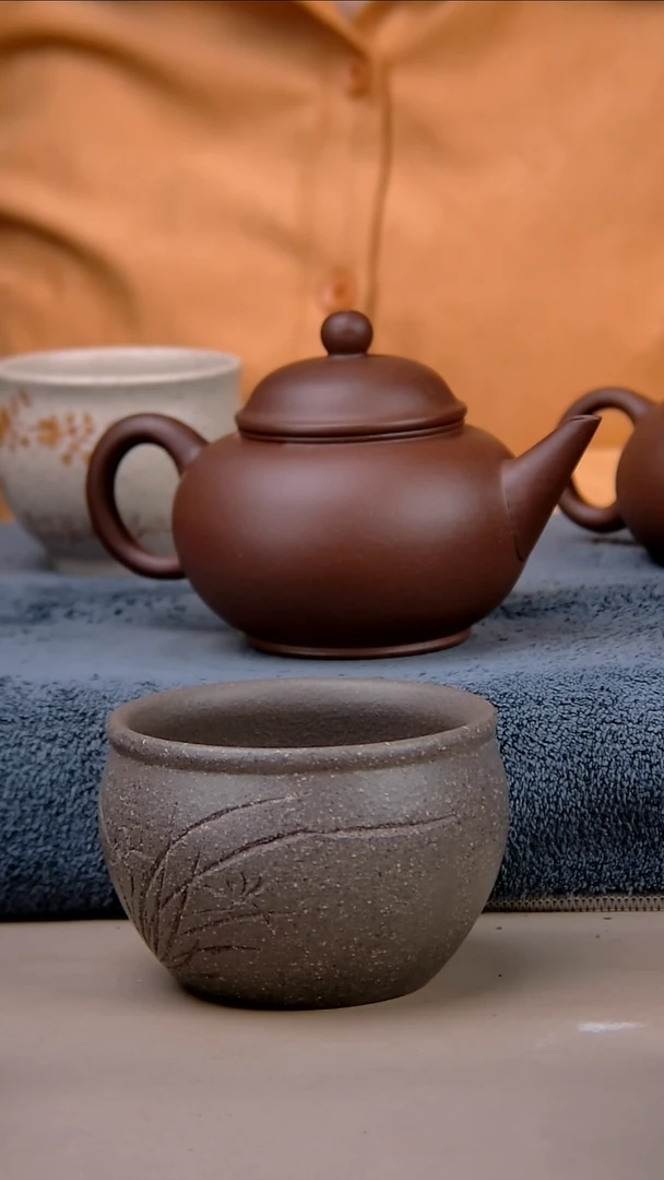 茶壶紫砂170底草清水平