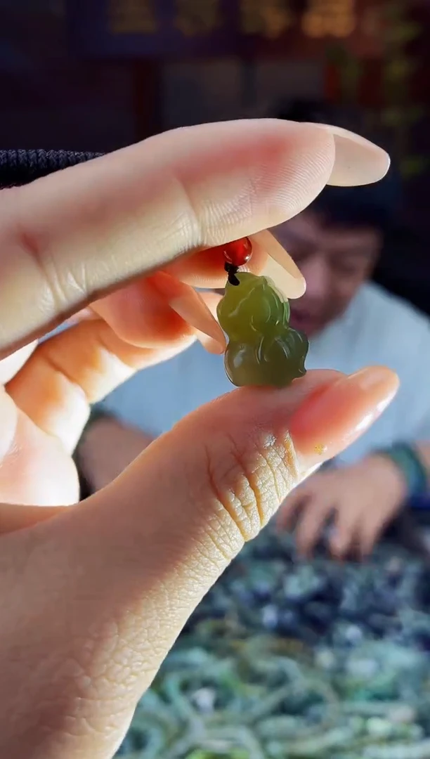 颈饰未镶嵌和田玉多样性发货拍一发一