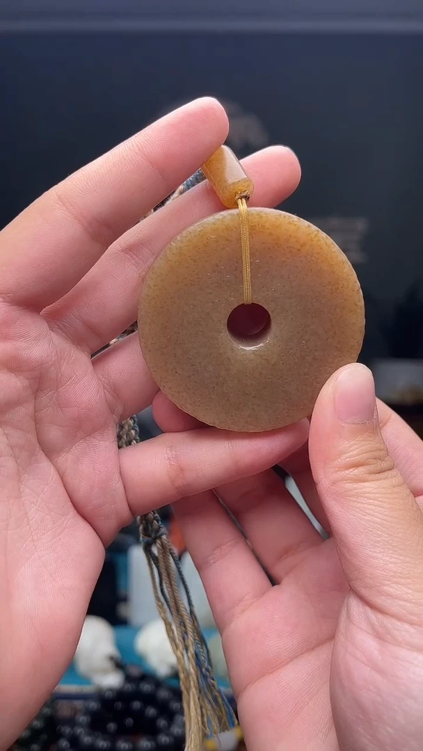 未镶嵌和田玉挂件1