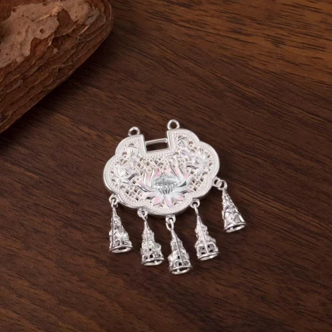 足银银制品 999银足银999.9莲花流苏花丝锁包