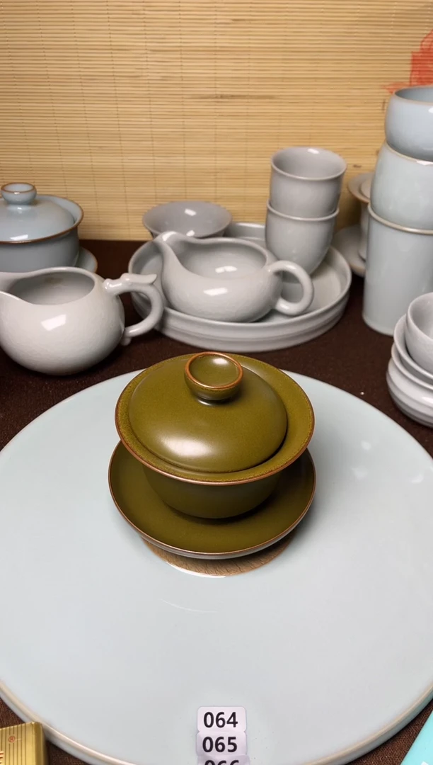 茶叶沫釉-全手工十一支钉悬停元宝盖碗120cc