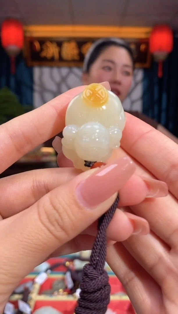 和田玉未镶嵌挂件猪猪