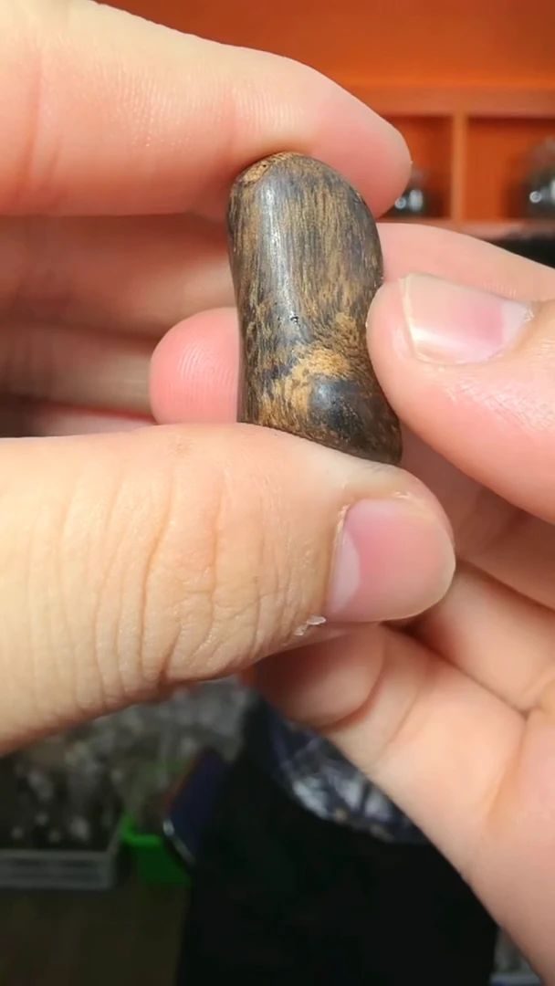 沉香吊坠32号天然野沉水挂件多样性发一
