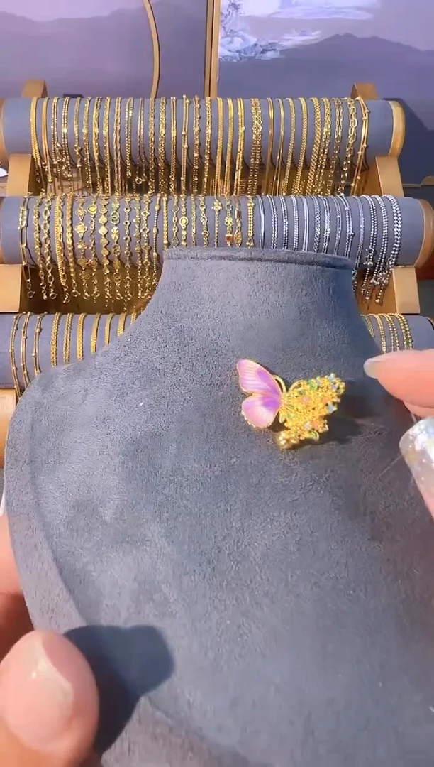 繁花蝴蝶吊坠 2.62g