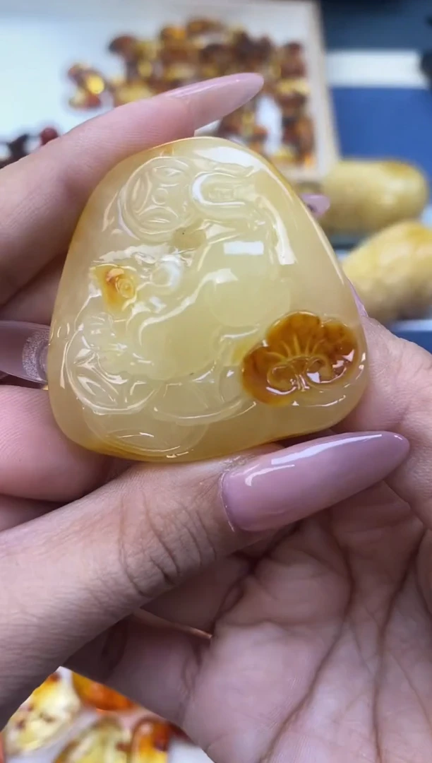 未镶嵌琥珀裸石天然琥珀蜜蜡