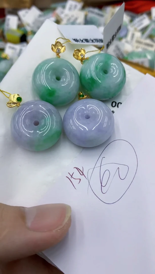 颈饰未镶嵌翡翠11111111111多样性发其一