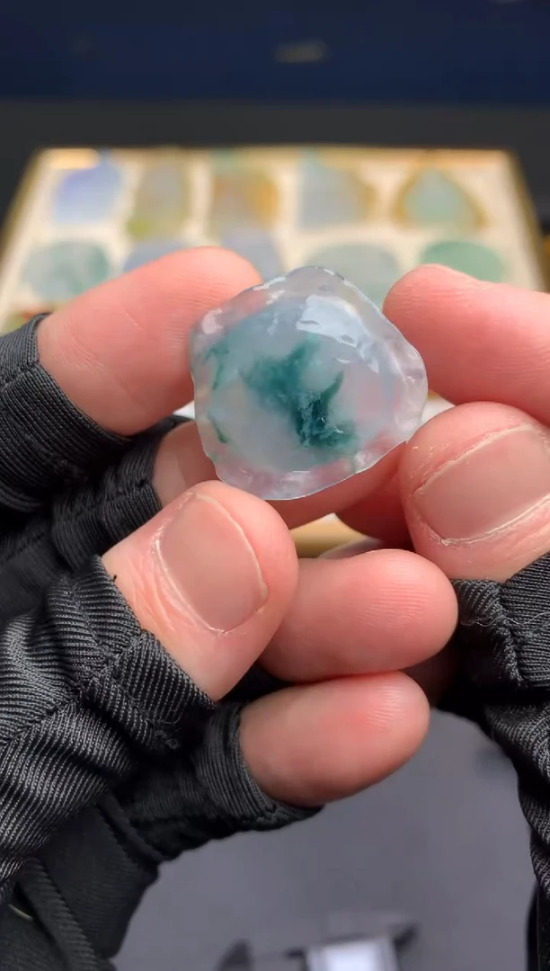 【闪购商品】定制翡翠未镶嵌