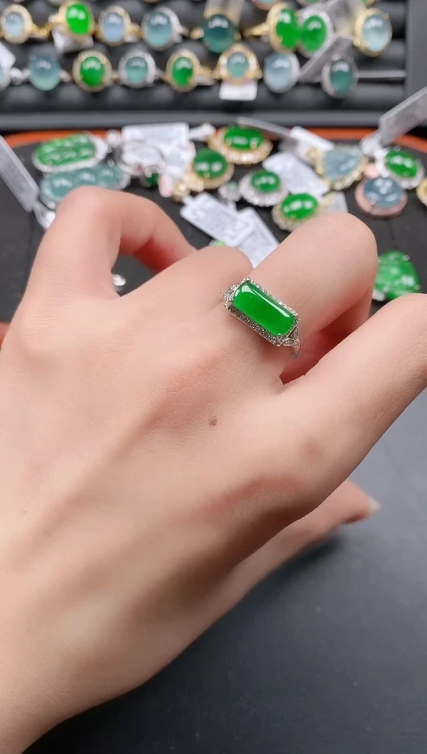 银S925镶嵌戒指翡翠11111