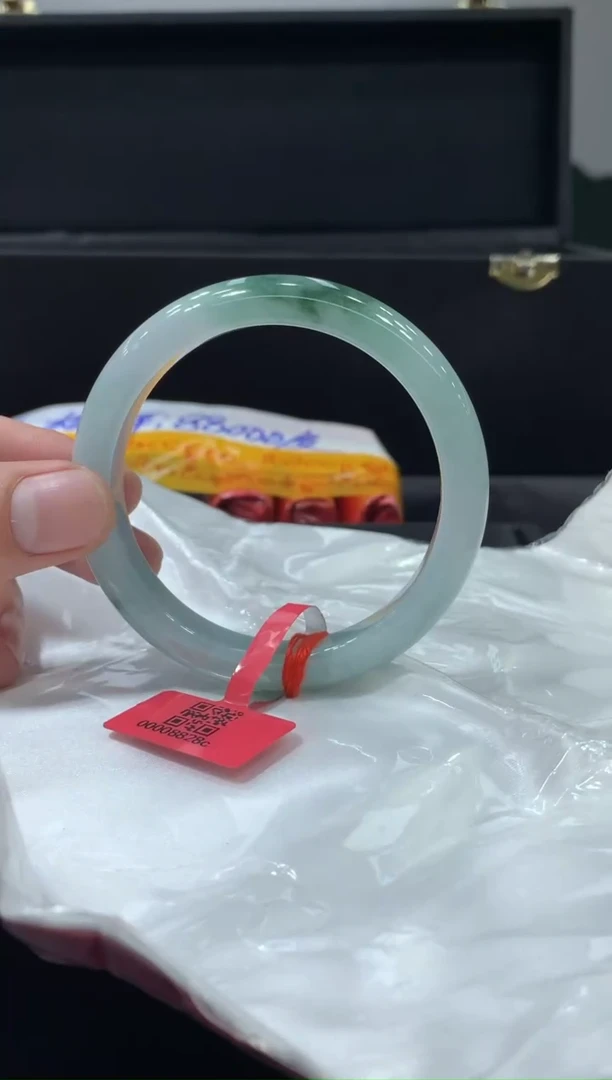 未镶嵌手镯翡翠翡翠手镯