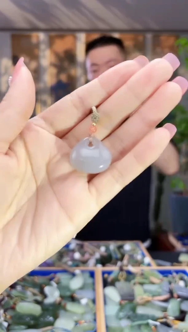 和田玉未镶嵌挂件拍一发一多样性发货