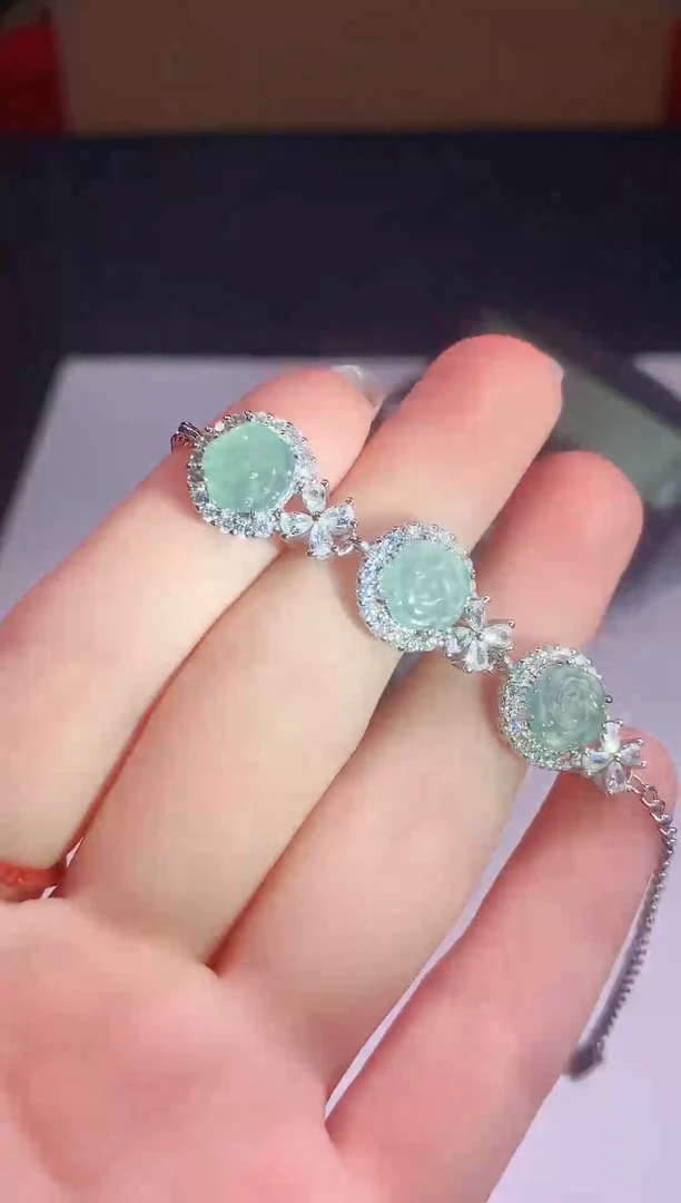 颈饰未镶嵌翡翠0芹0翡翠珠宝34