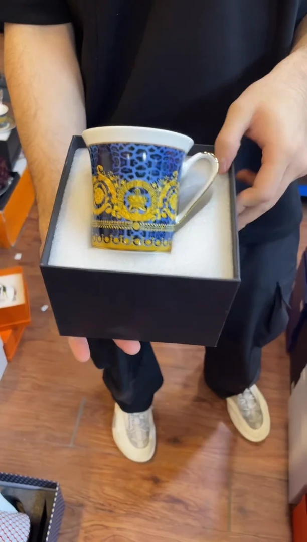 杯鸿辉家品牌瓷器，京东包邮！