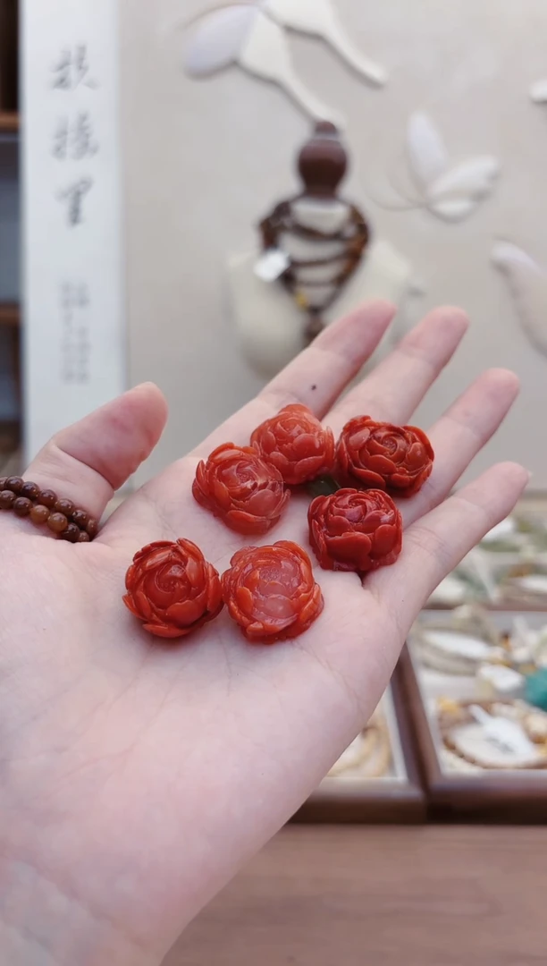 颈饰未镶嵌南红玛瑙L167牡丹