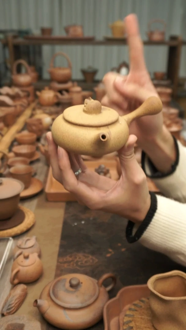 原矿料老岩泥  小狐狸侧把壶110ml