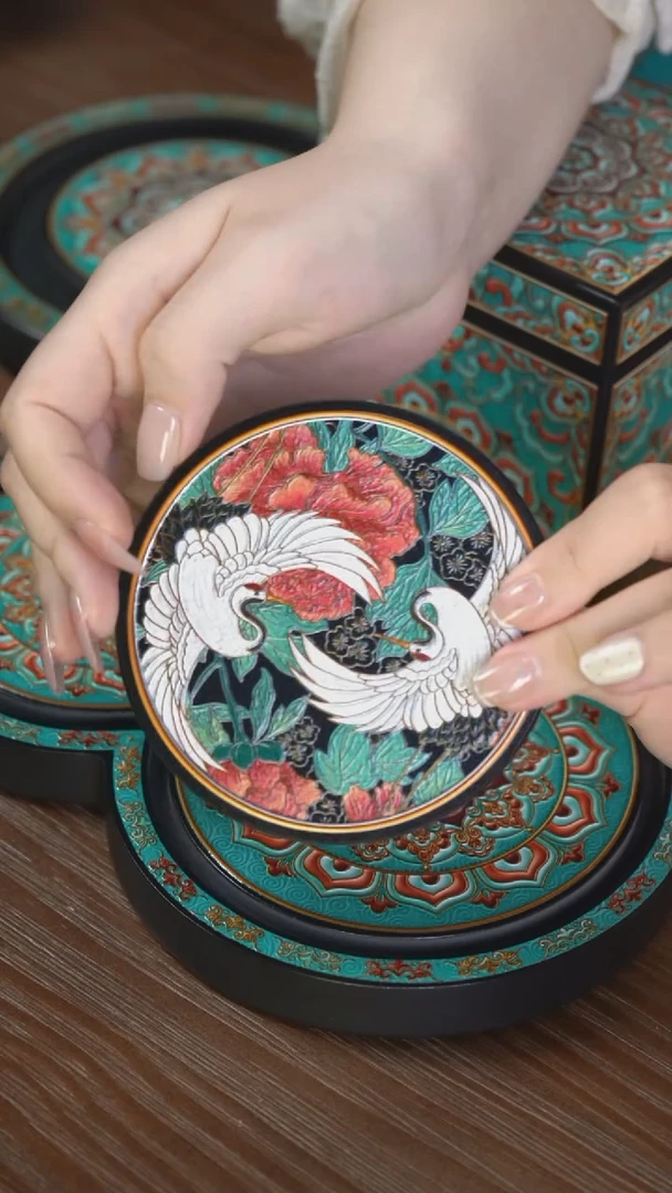 壹藏贰宝鹤戏牡丹杯垫一片