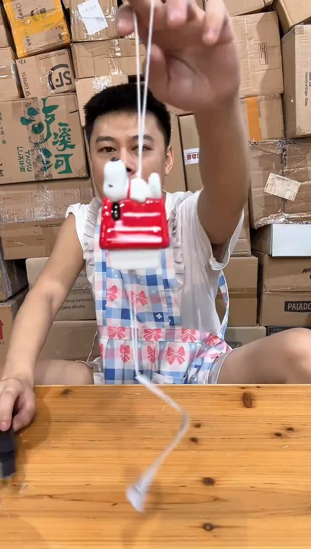 瓷片史努比房子风铃