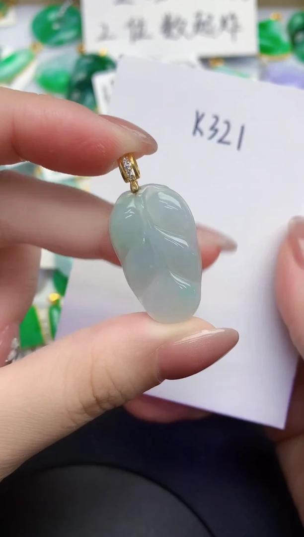 颈饰未镶嵌翡翠缅甸天然翡翠A货